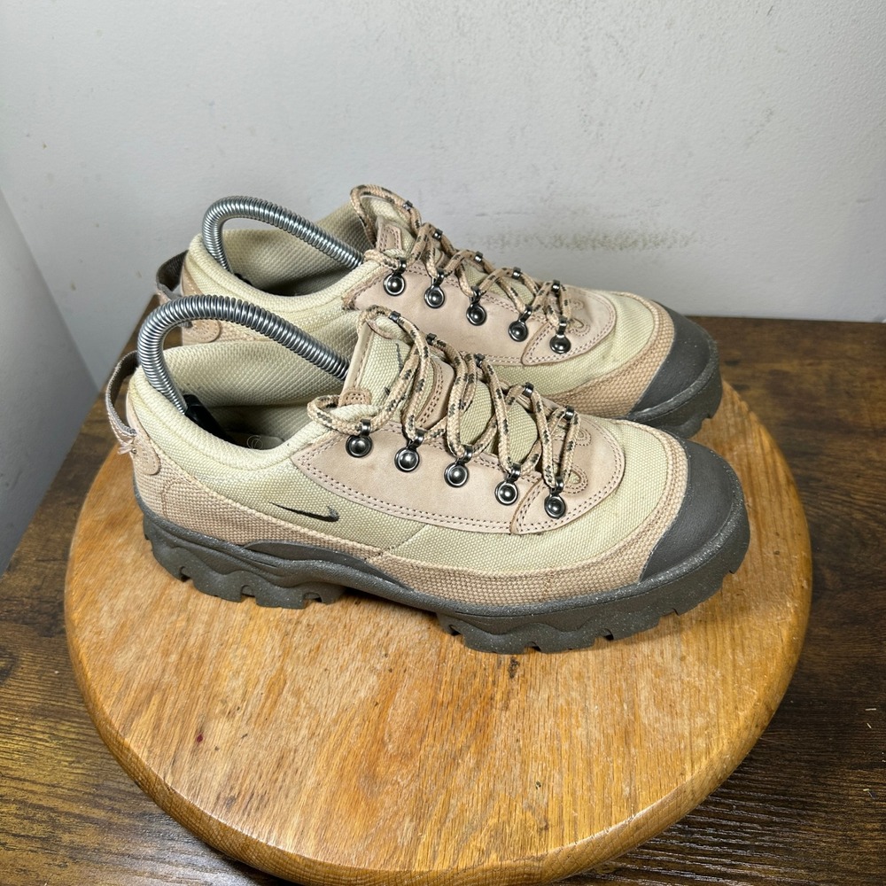 Nike Lahar Low Fossil Stone Womens Hiking Shoes DD0060-200 Size 8.5